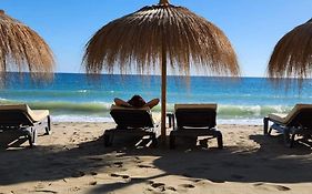 Apartment Beachfront Accommodation